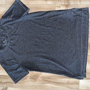 Sketchers dark grey athletic-leisure t-shirt. Size medium. Never worn.